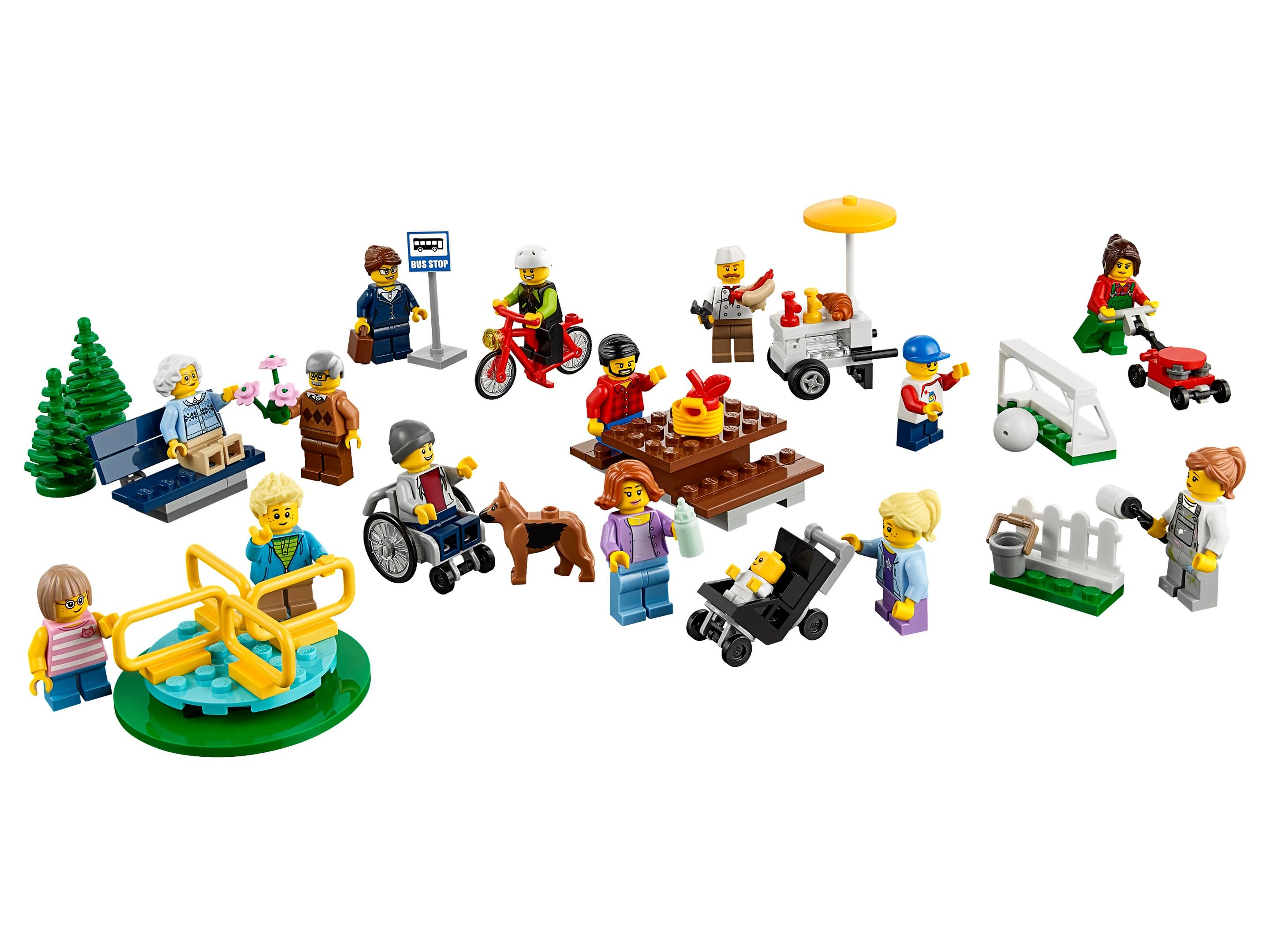 Fun in the park - City People Pack - New • Sealed - $88.00
